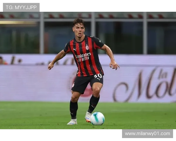 米兰体育官网首页提供的球队新闻与比赛数据详细介绍